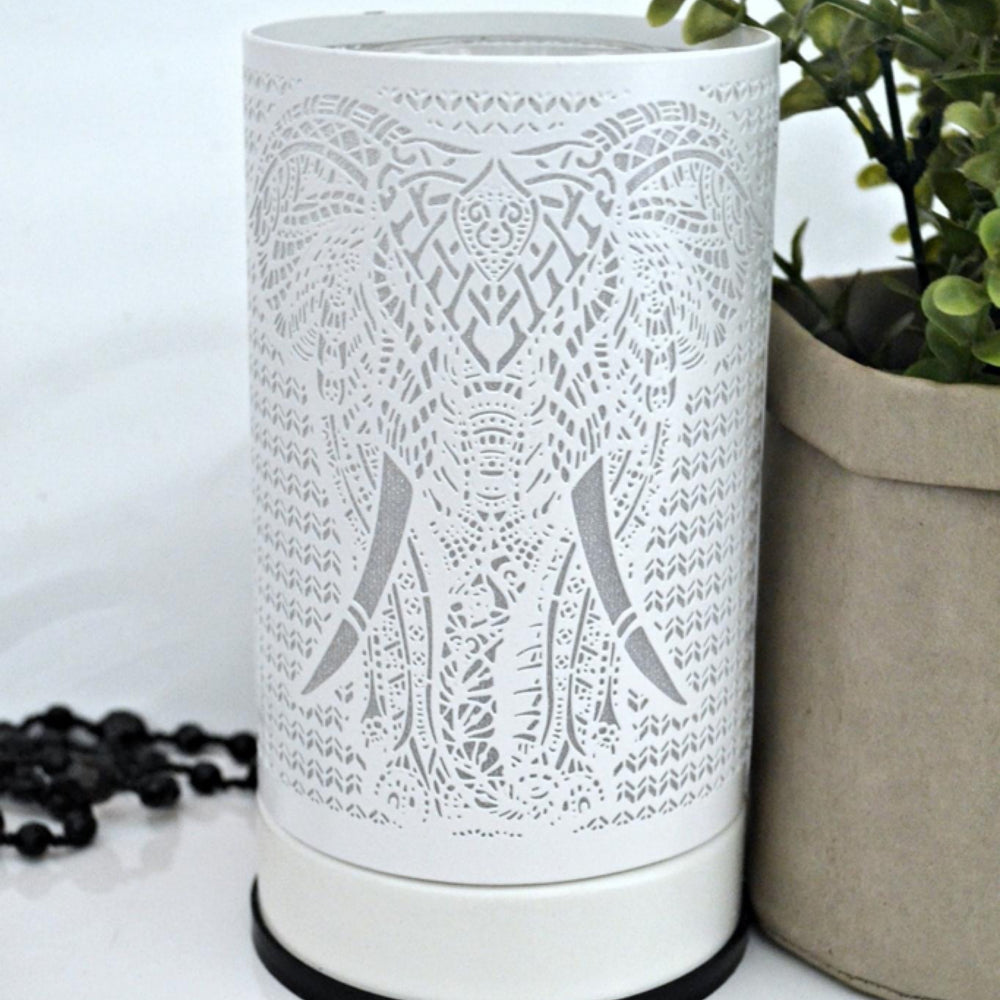 
                
                    Load image into Gallery viewer, Elephant - Electric Touch warmer - Delicate Blaze Candles 
                
            